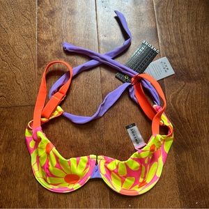 Daisy Grace ONEONE Swim Top XS - NWT